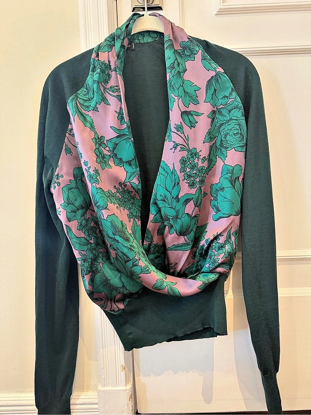 Etro Floral Long Sleeve Top in Green & Pink Size 46 Like New